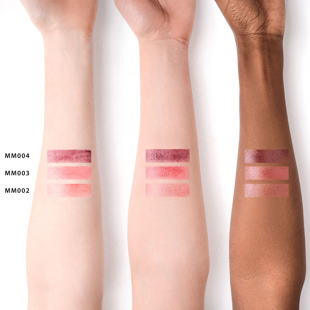 Nuancier des teintes Moniamori Supreme Lip Treatment – Vanille, Fraise et Framboise : des nuances gourmandes et éclatantes pour toutes les lèvres.