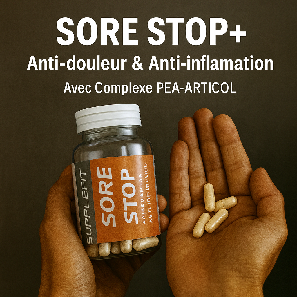Personne tenant un flacon de SORE STOP+ avec des gélules dans la main, illustrant le soulagement de la douleur et la réduction de l’inflammation.