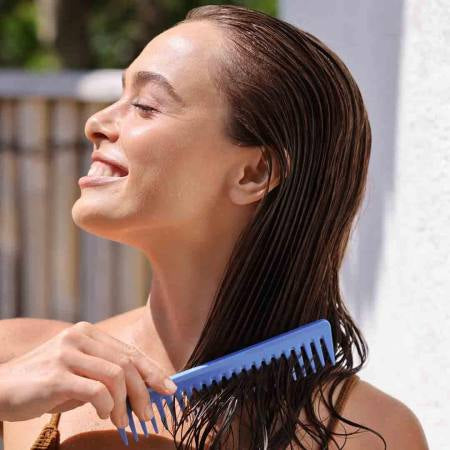 Spray solaire cheveux Aurodhea enrichi en Acide Hyaluronique, Aloe Vera et Vitamine E