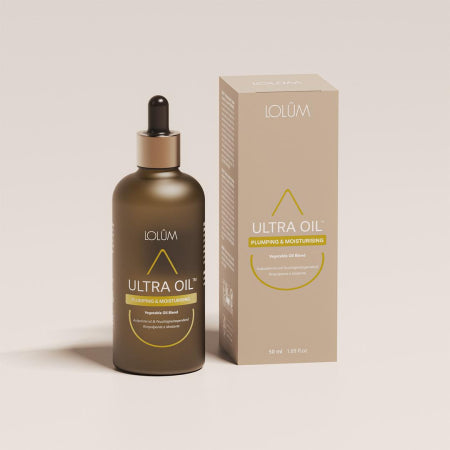 ULTRA OIL™ repulpante & hydratante entourée d’ingrédients végétaux : jojoba, macadamia et huiles nutritives.